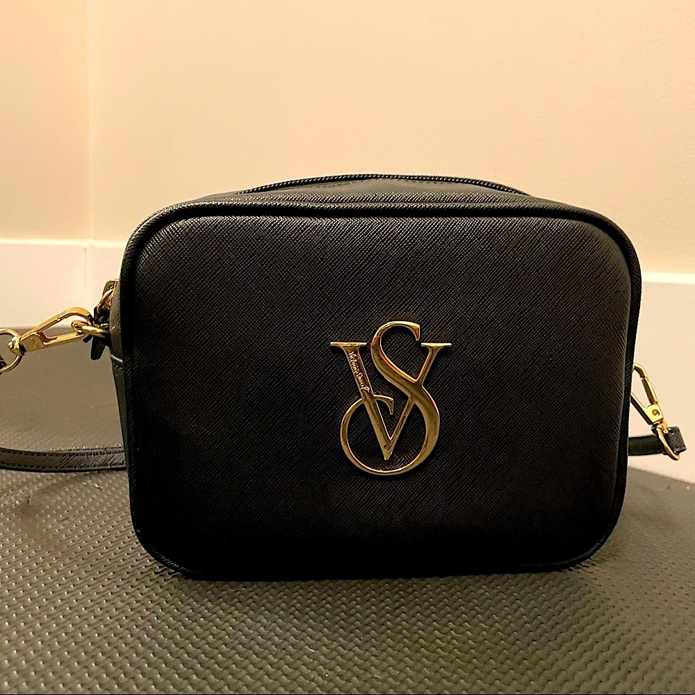 Victoria’s Secret Top Zip Crossbody Bag